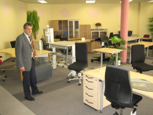 J.A. Hofmann Nachf. Maintal-Bürofachmarkt GmbH