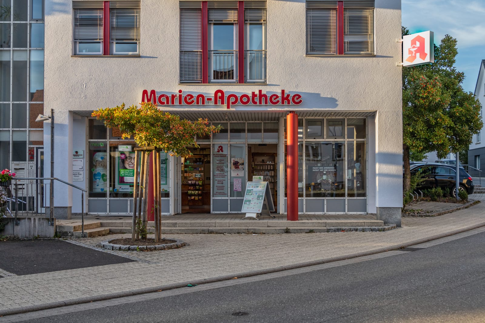 Marien-Apotheke
