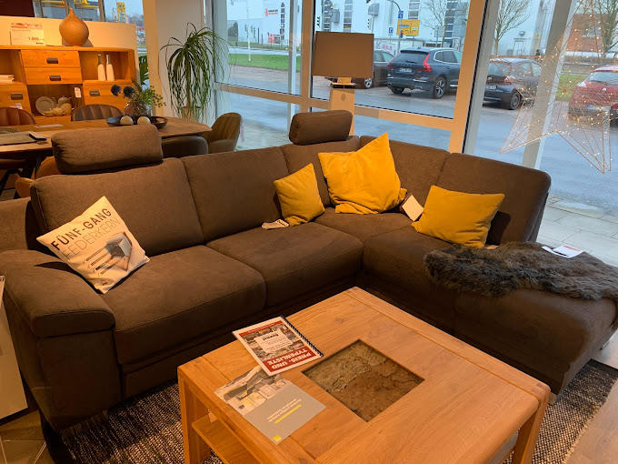 Möbel Rommel - Einrichtungshaus + Küchenstudio