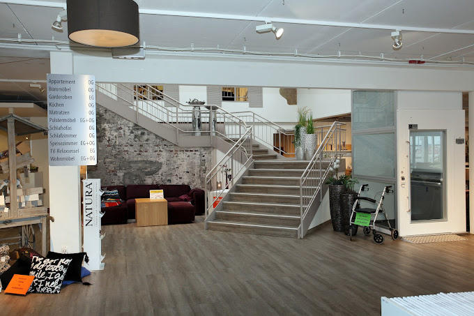 Möbel Rommel - Einrichtungshaus + Küchenstudio