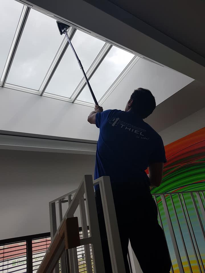 No.1 Dienstleistungen Thiel GmbH & Co. KG