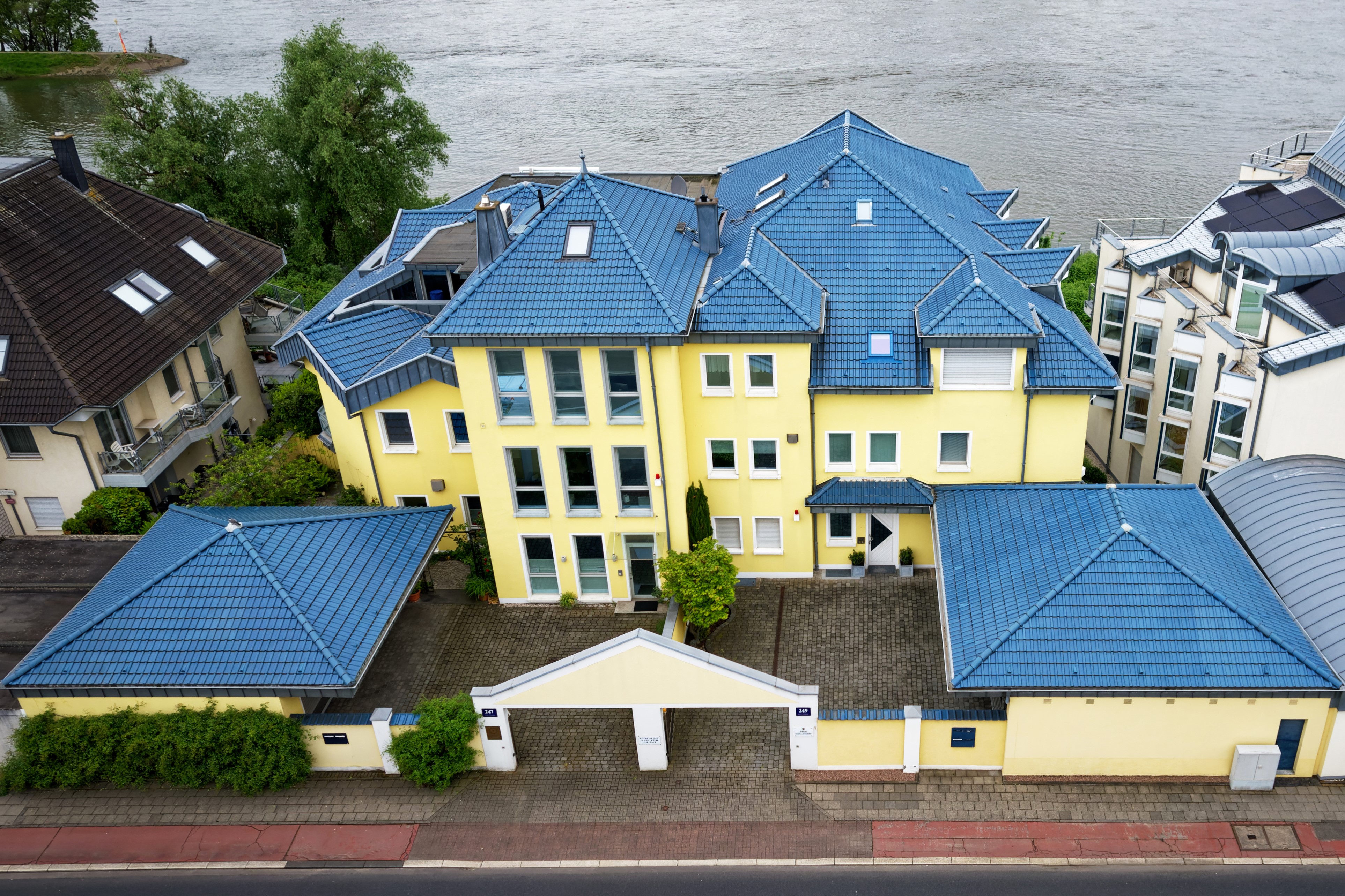 Notar Bernd von Schwander