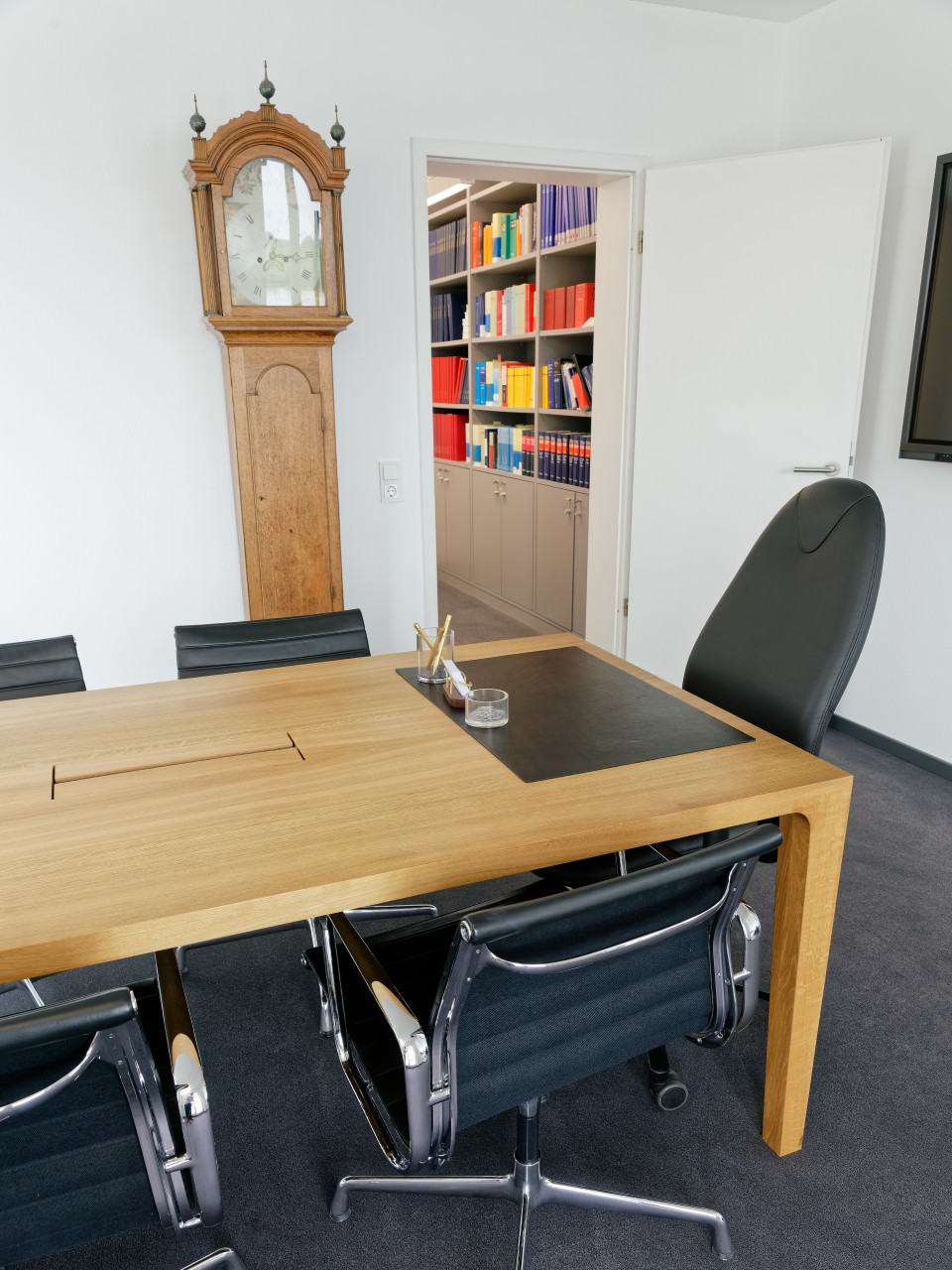 Notar Bernd von Schwander