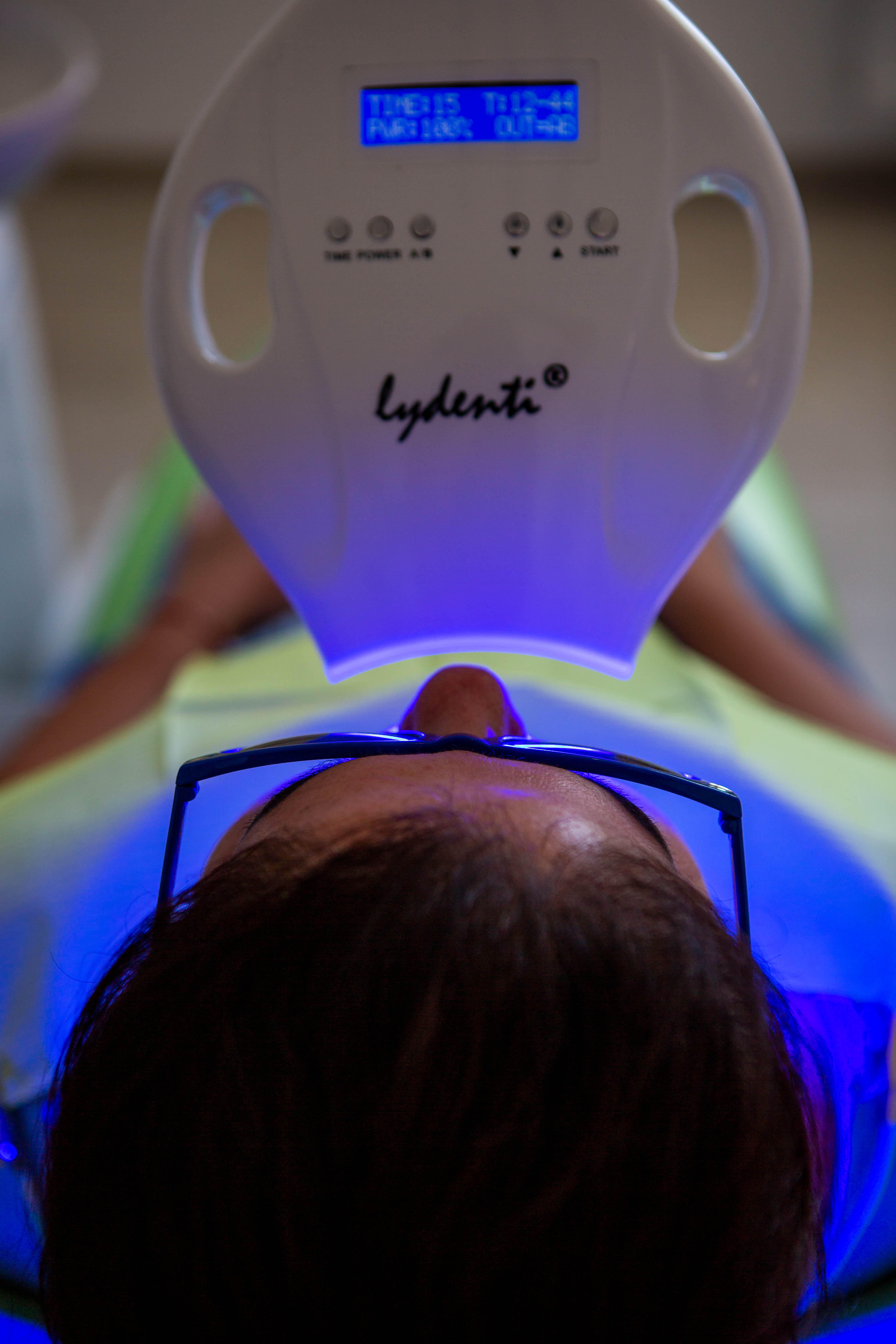 Zahnarztpraxis Adrian Sottor